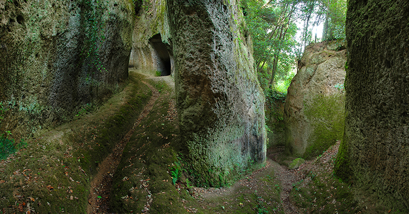 Pitigliano, Sorano & Sovana & the Sacred Ways