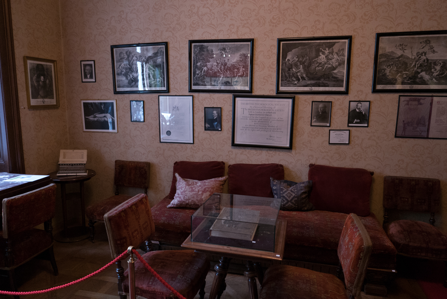 Freud's waiting room in Berggasse 19